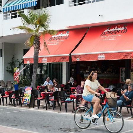 Marbella First Line Beach Luaran gambar