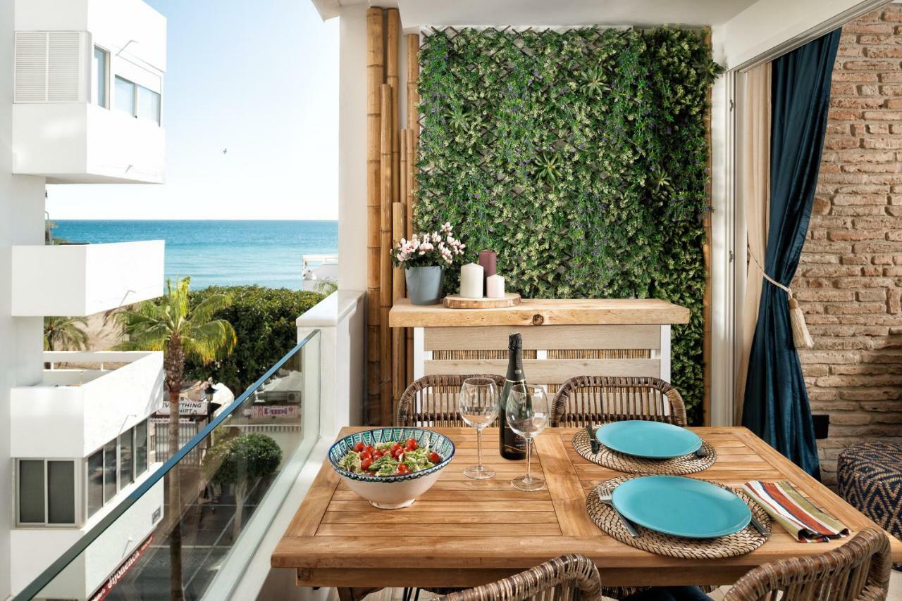 Marbella First Line Beach Luaran gambar